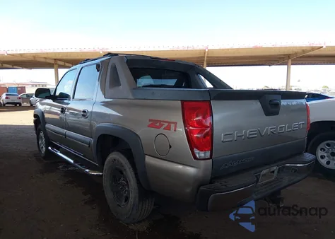 2003 Chevrolet Avalanche 1500 из США, поврежденный, VIN 3GNEK13T53G306520